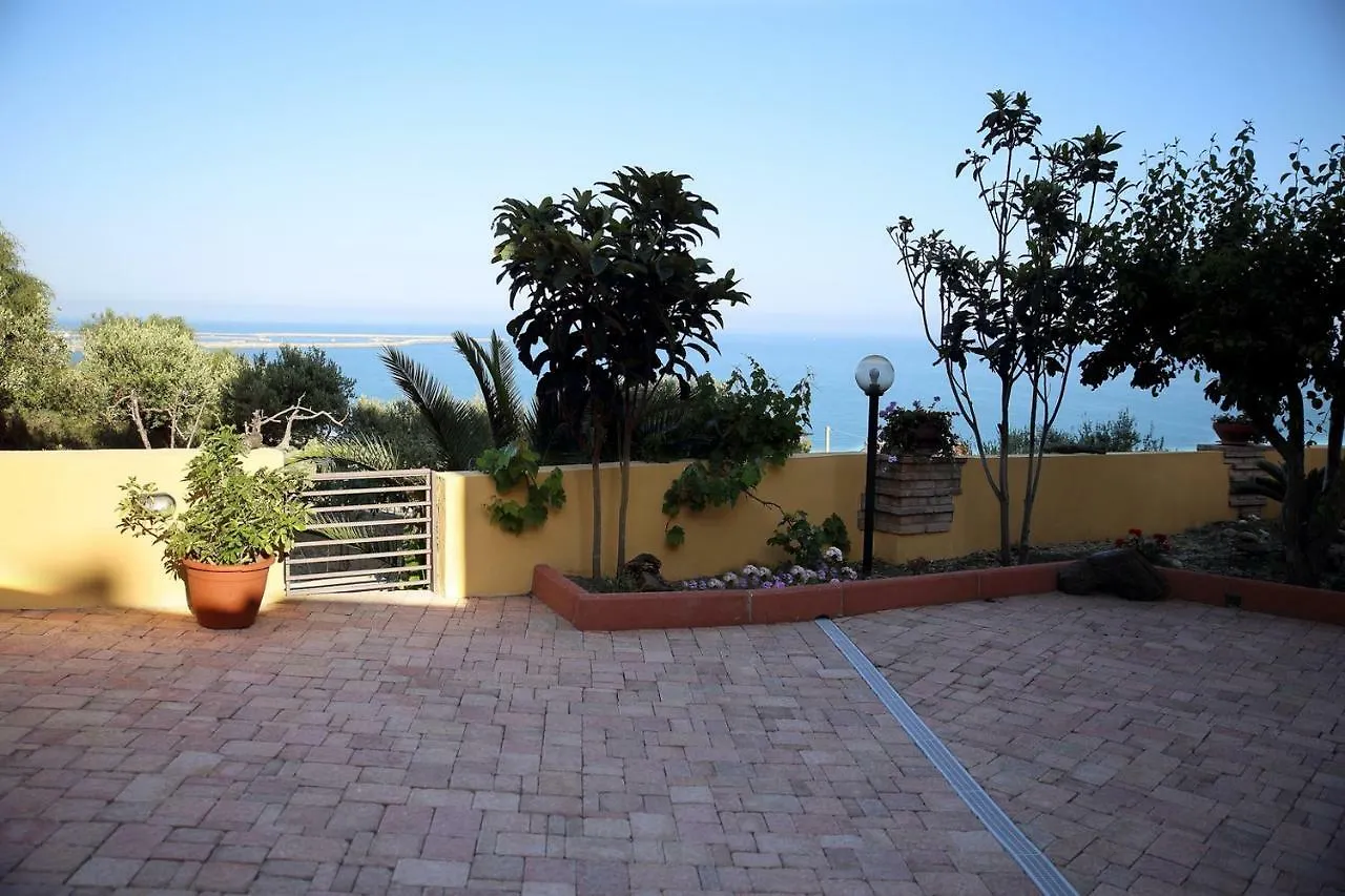 Villa Yellow House Licata İtalya